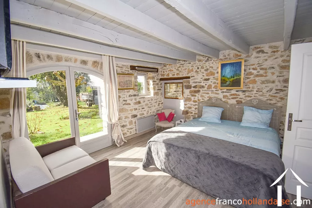 Maison avec gite à vendre la porcherie, limousin, Li956 Image - 40