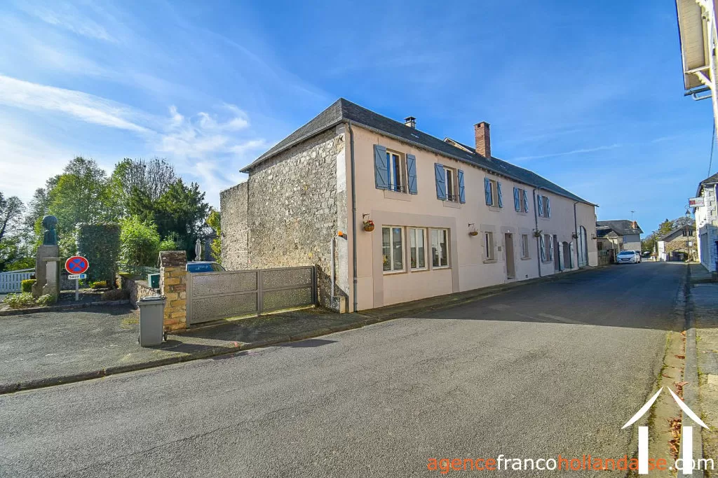 Maison avec gite à vendre la porcherie, limousin, Li956 Image - 53