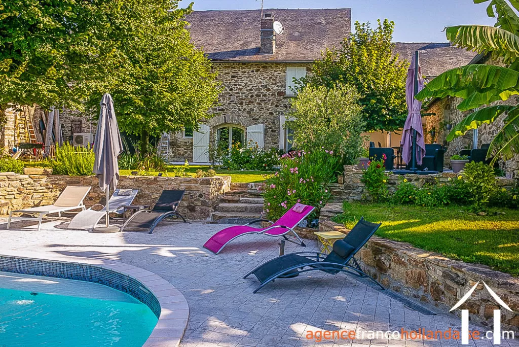 Maison avec gite à vendre la porcherie, limousin, Li956 Image - 1