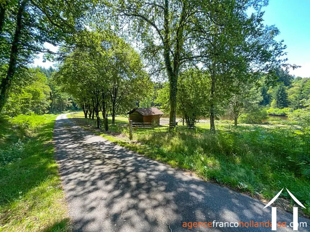 Maison à vendre domps, limousin, Li964 Image - 49