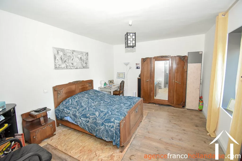 Maison de bourg à vendre la porcherie, limousin, Li966 Image - 14