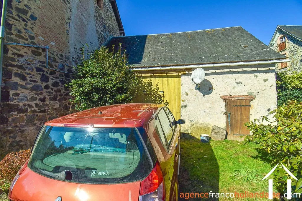 Maison de bourg à vendre la porcherie, limousin, Li966 Image - 21