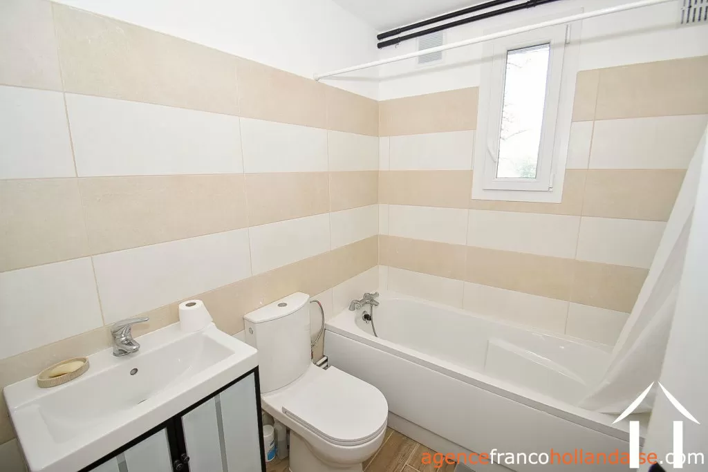 Maison à vendre meuzac, limousin, Li985 Image - 10