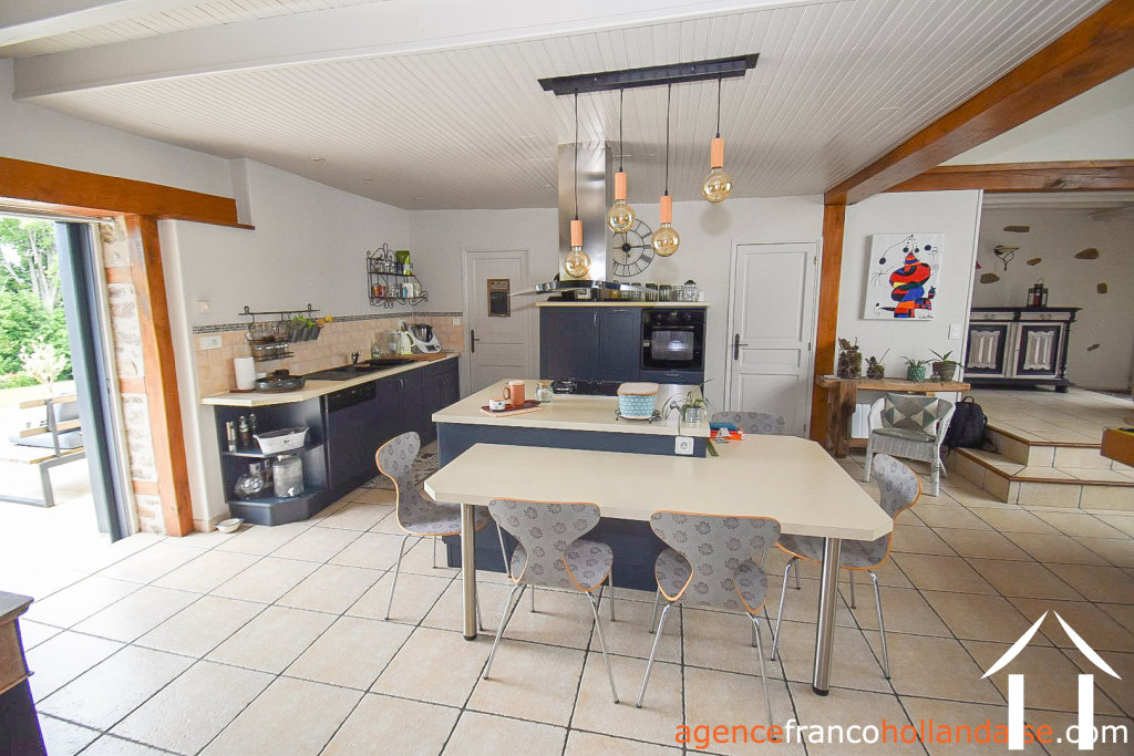 Maison à vendre chateauneuf la foret, limousin, Li990 Image - 9
