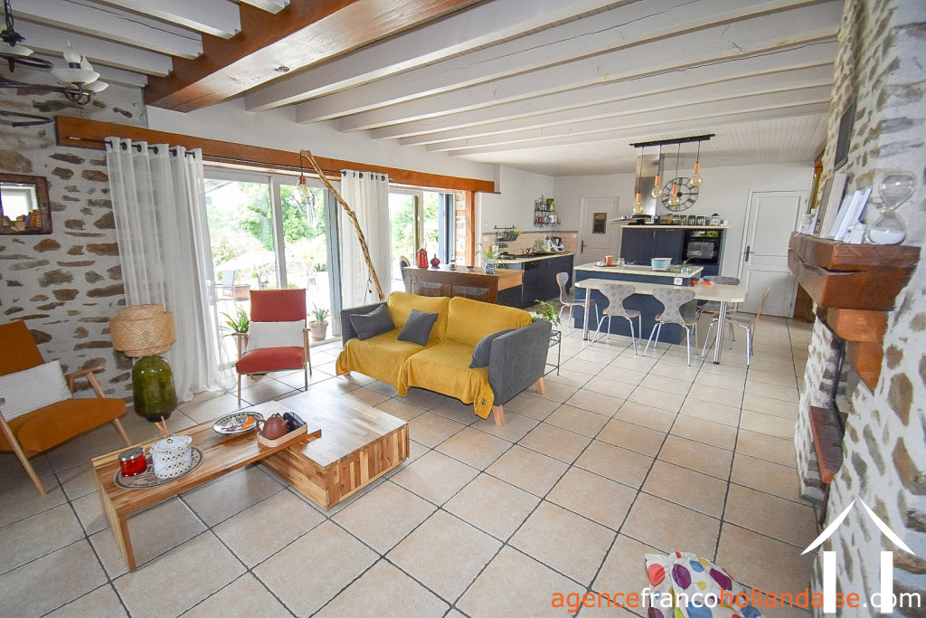 Maison à vendre chateauneuf la foret, limousin, Li990 Image - 13