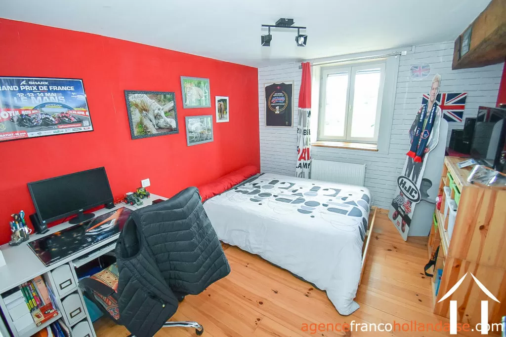 Maison à vendre chateauneuf la foret, limousin, Li990 Image - 25