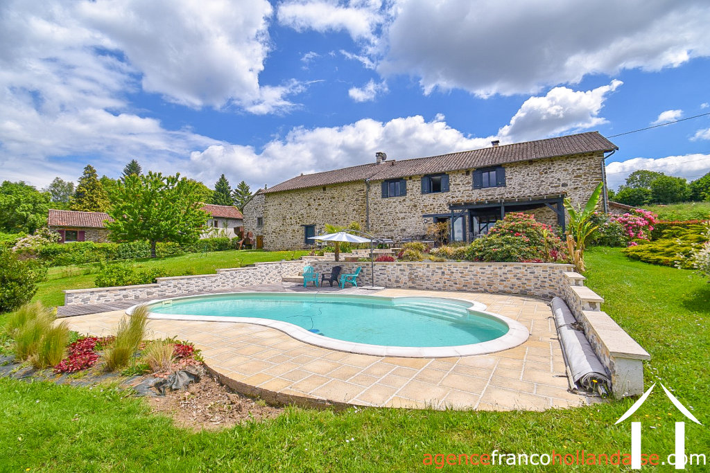 Maison à vendre chateauneuf la foret, limousin, Li990 Image - 1