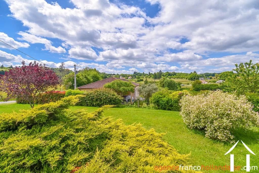 Maison à vendre chateauneuf la foret, limousin, Li990 Image - 4