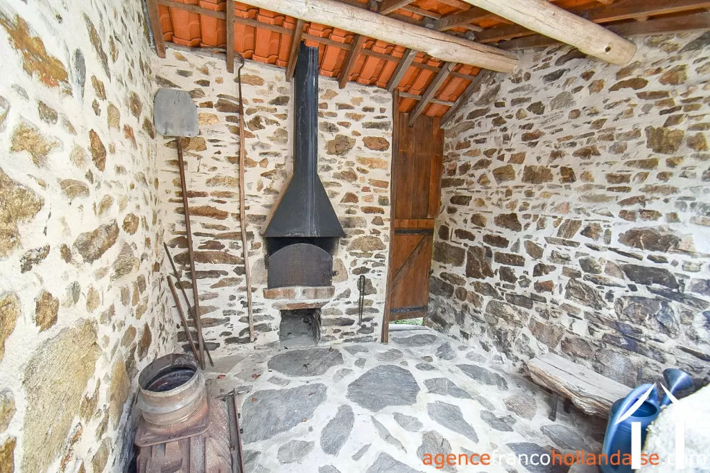 Maison à vendre chateauneuf la foret, limousin, Li990 Image - 40