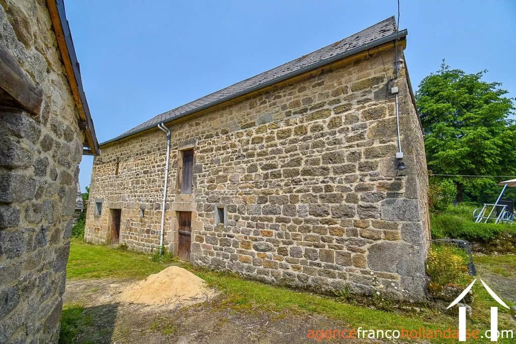 Maison à vendre rempnat, limousin, Li996 Image - 25