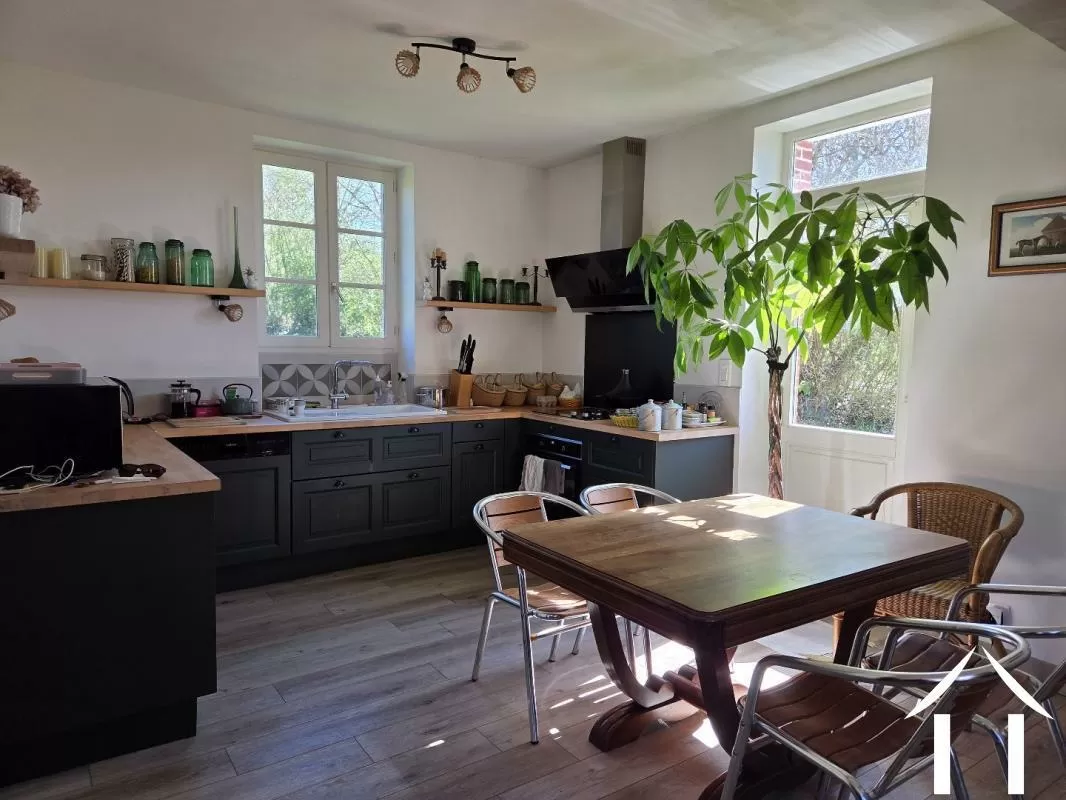 Ferme équestre à vendre maillet, auvergne, AP030071080 Image - 3