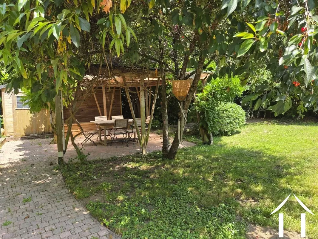 Maison à vendre ainay le chateau, auvergne, AP030071108 Image - 9