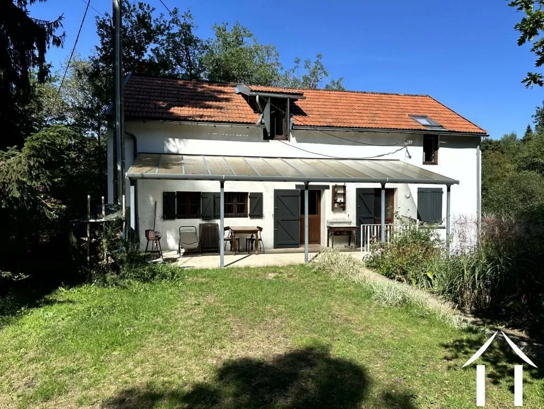 Maison à vendre le mayet de montagne, auvergne, AP030071124 Image - 1
