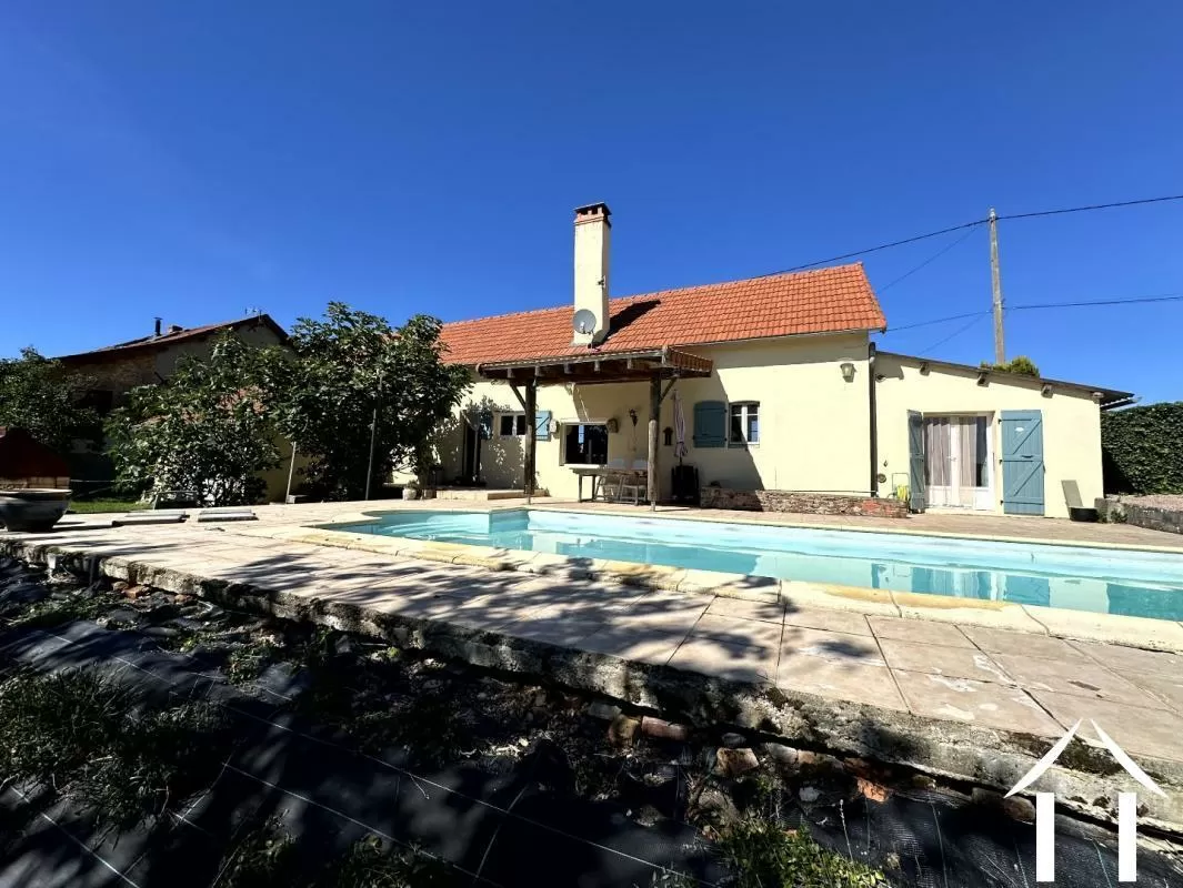 Fermette à vendre isserpent, auvergne, AP030071134 Image - 1