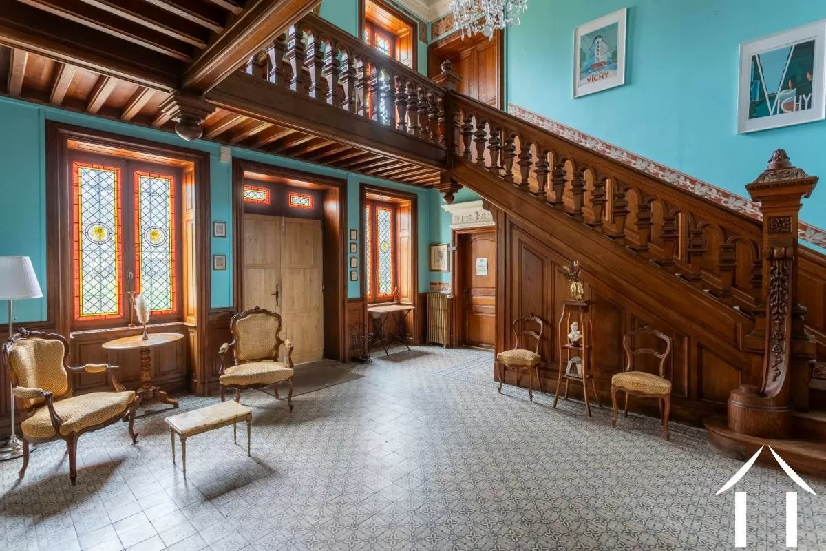 Château à vendre st priest bramefant, auvergne, AP030071145 Image - 3