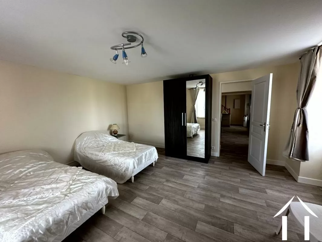 Appartement à vendre le mayet de montagne, auvergne, AP030071146 Image - 3