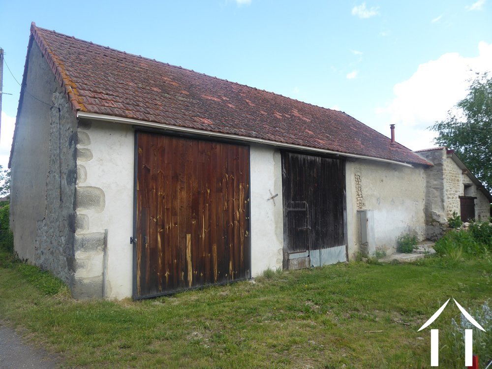 Maison en pierre à vendre ste therence, auvergne, AP030071151 Image - 8