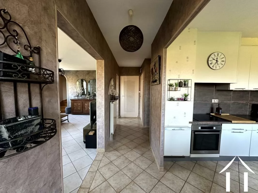 Maison à vendre mariol, auvergne, AP030071159 Image - 3