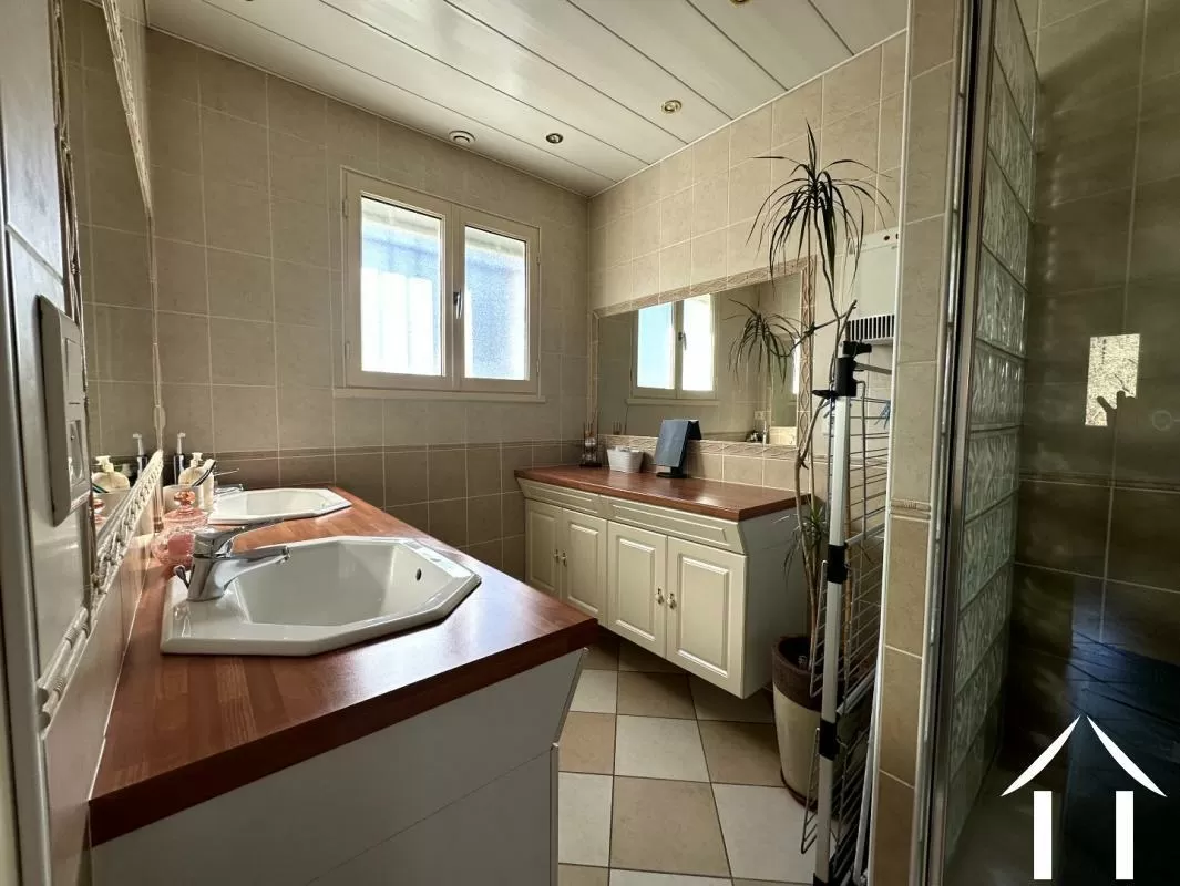 Maison à vendre mariol, auvergne, AP030071159 Image - 7