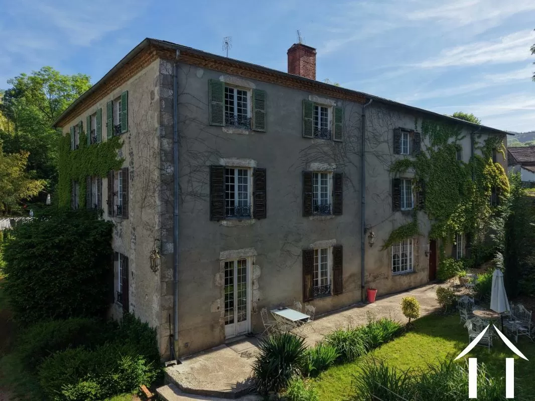 Maison à vendre ferrieres sur sichon, auvergne, AP030071162 Image - 1