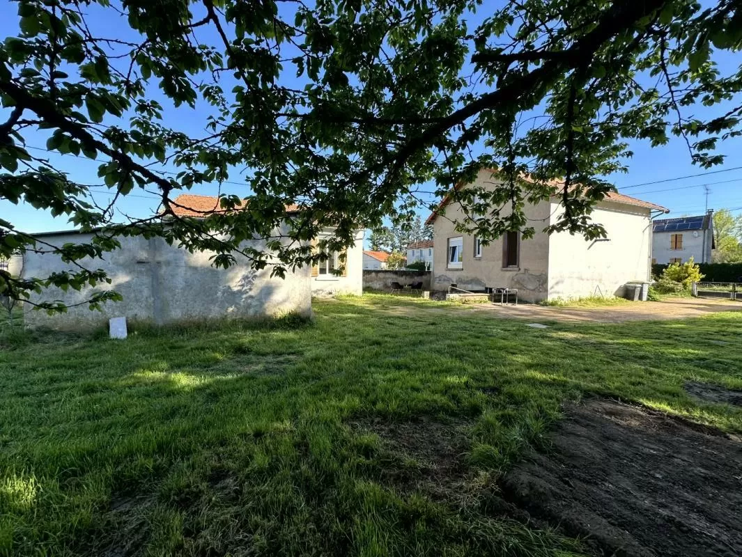 Propriété 1 hectare ++ à vendre abrest, auvergne, AP030071164 Image - 1