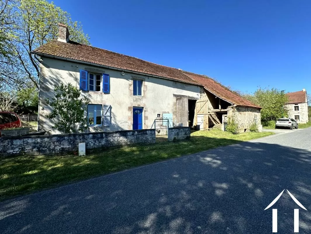 Maison à vendre nades, auvergne, AP030071167 Image - 1