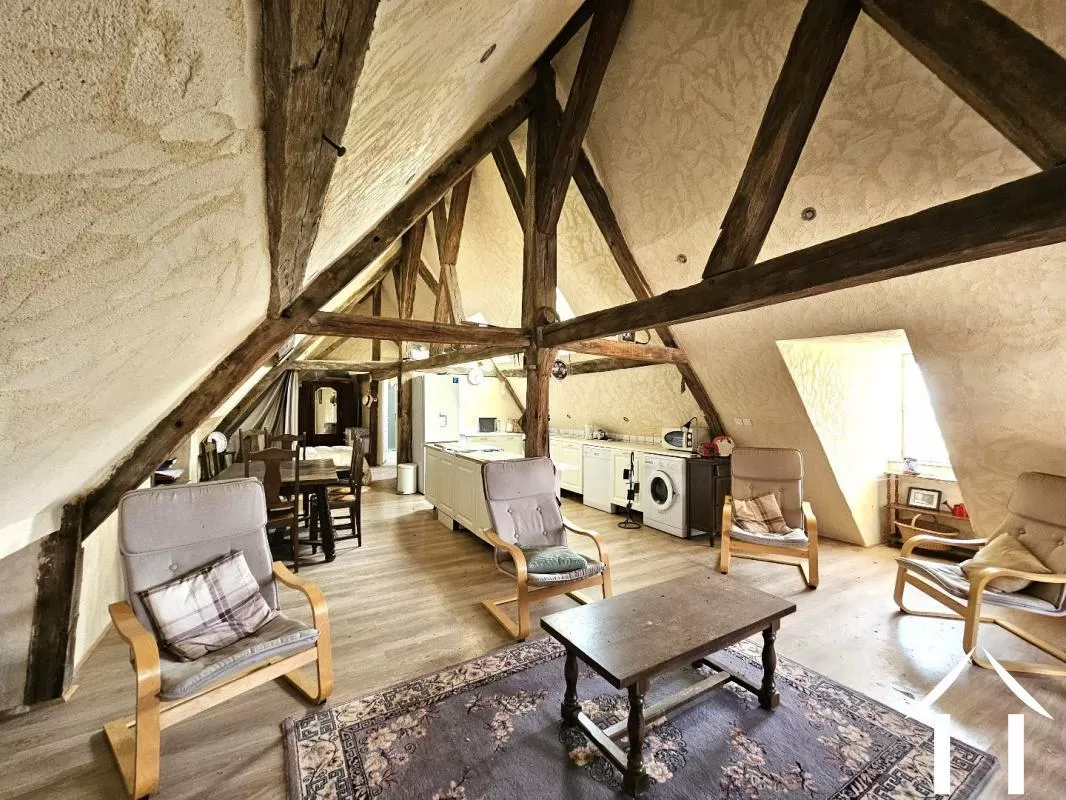 Maison de bourg à vendre couleuvre, auvergne, AP030071170 Image - 1