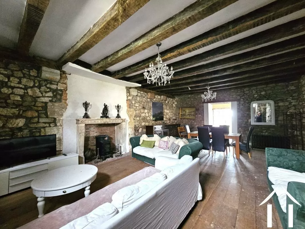Maison de bourg à vendre couleuvre, auvergne, AP030071170 Image - 3