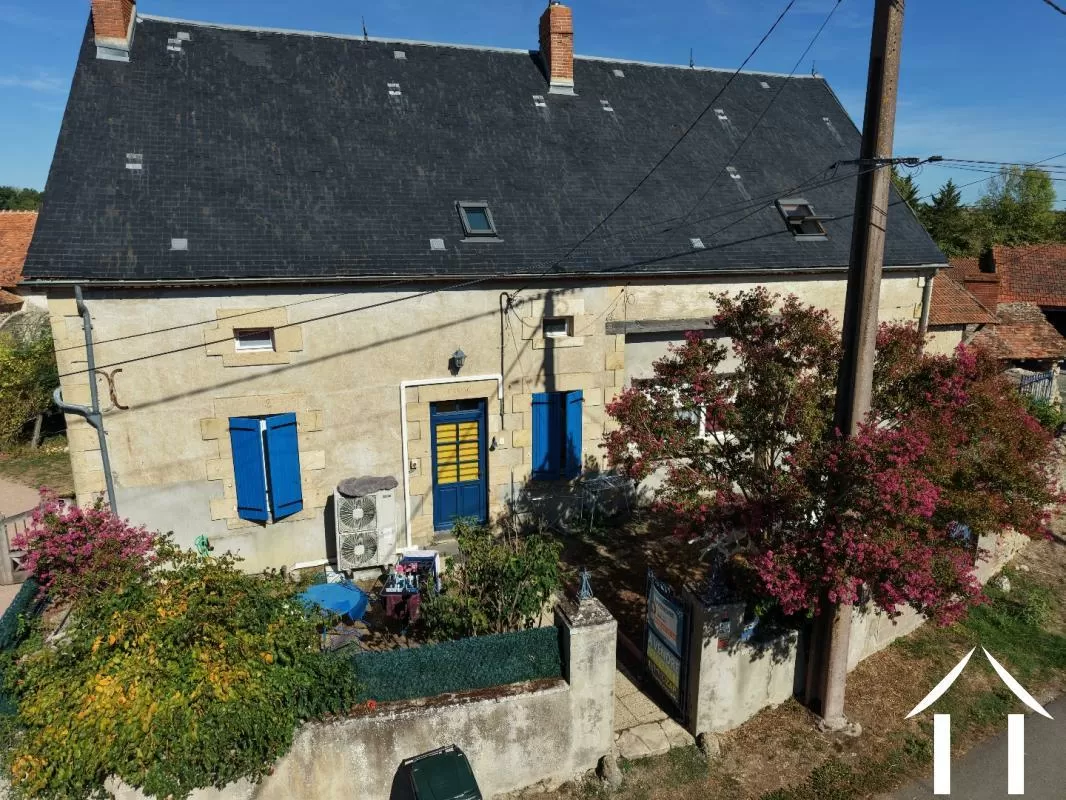 Maison à vendre louchy montfand, auvergne, AP030071201 Image - 1