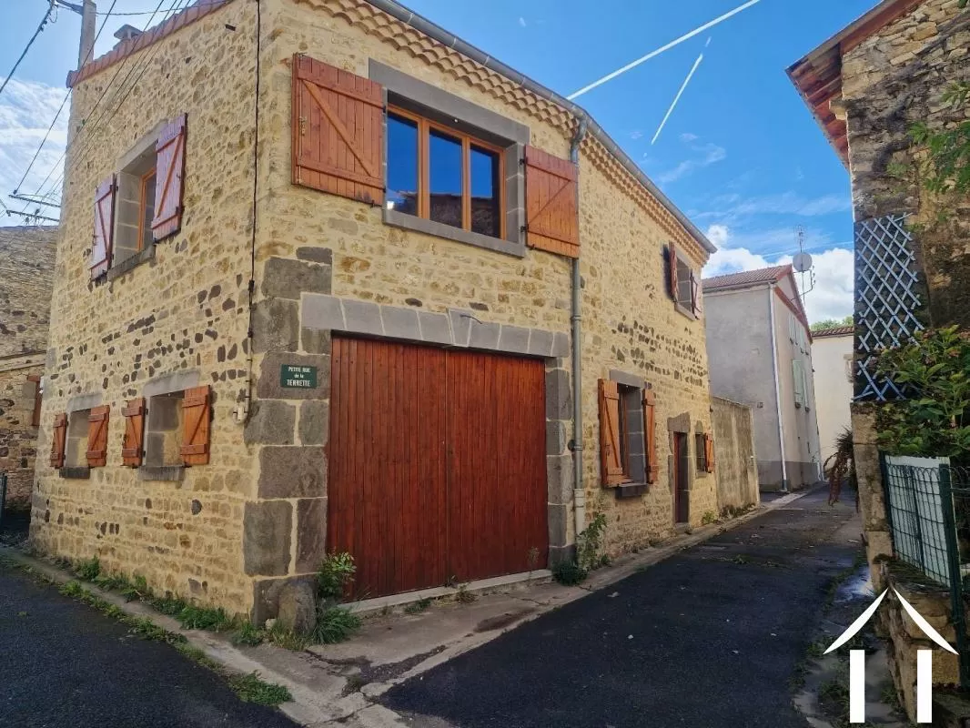 Maison en pierre à vendre ludesse, auvergne, AP030071204 Image - 10