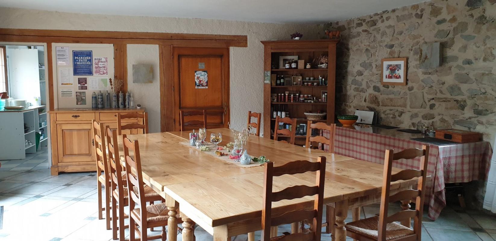 Propriété 1 hectare ++ à vendre blesle, auvergne, AP03007902 Image - 4