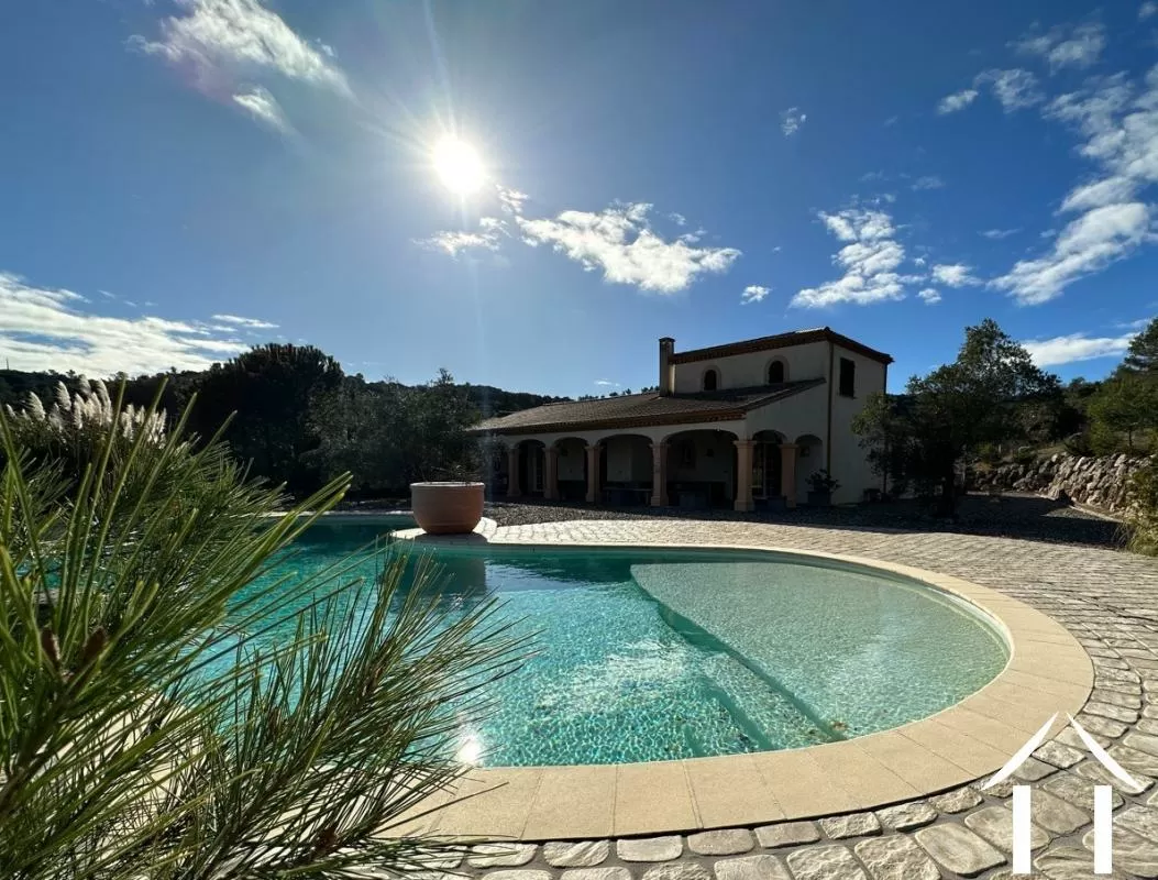 Châteaux, domaine à vendre st chinian, languedoc-roussillon, EG11-2490 Image - 5