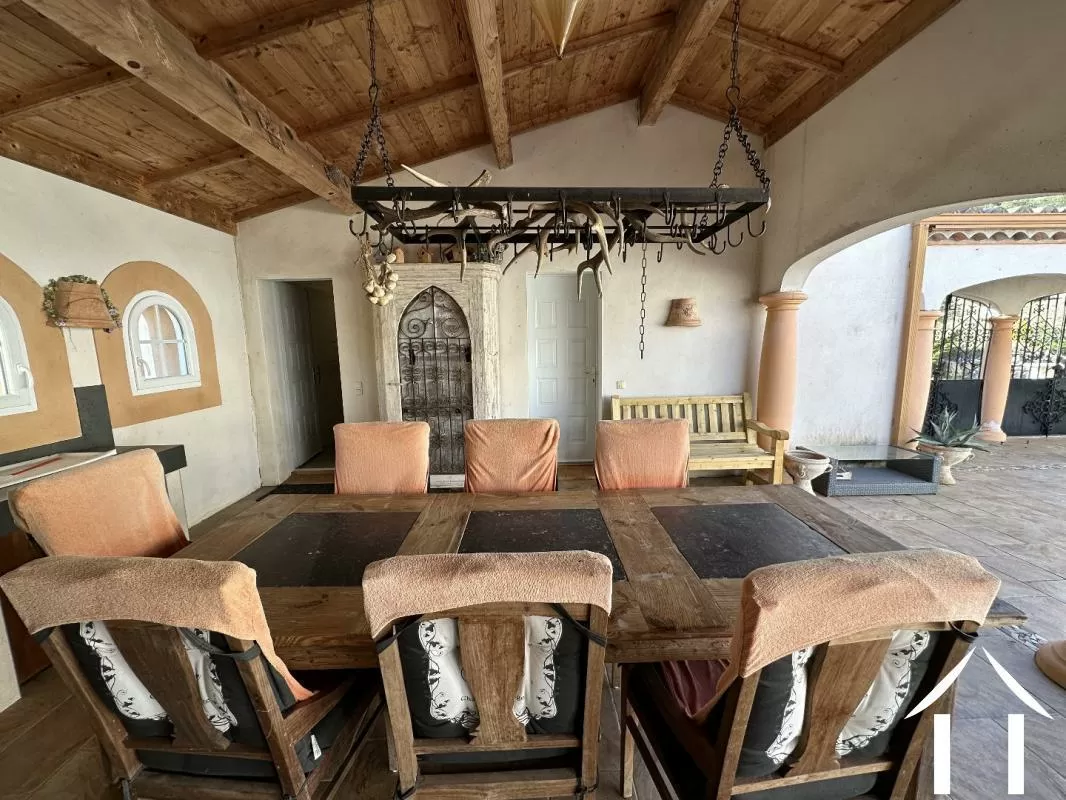 Châteaux, domaine à vendre st chinian, languedoc-roussillon, EG11-2490 Image - 8