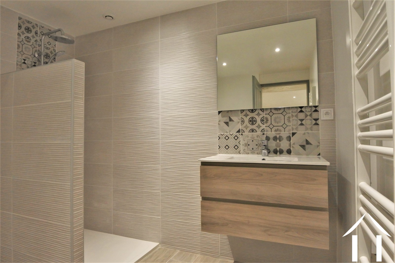 Maison de bourg à vendre joncy, bourgogne, JP5135S Image - 9