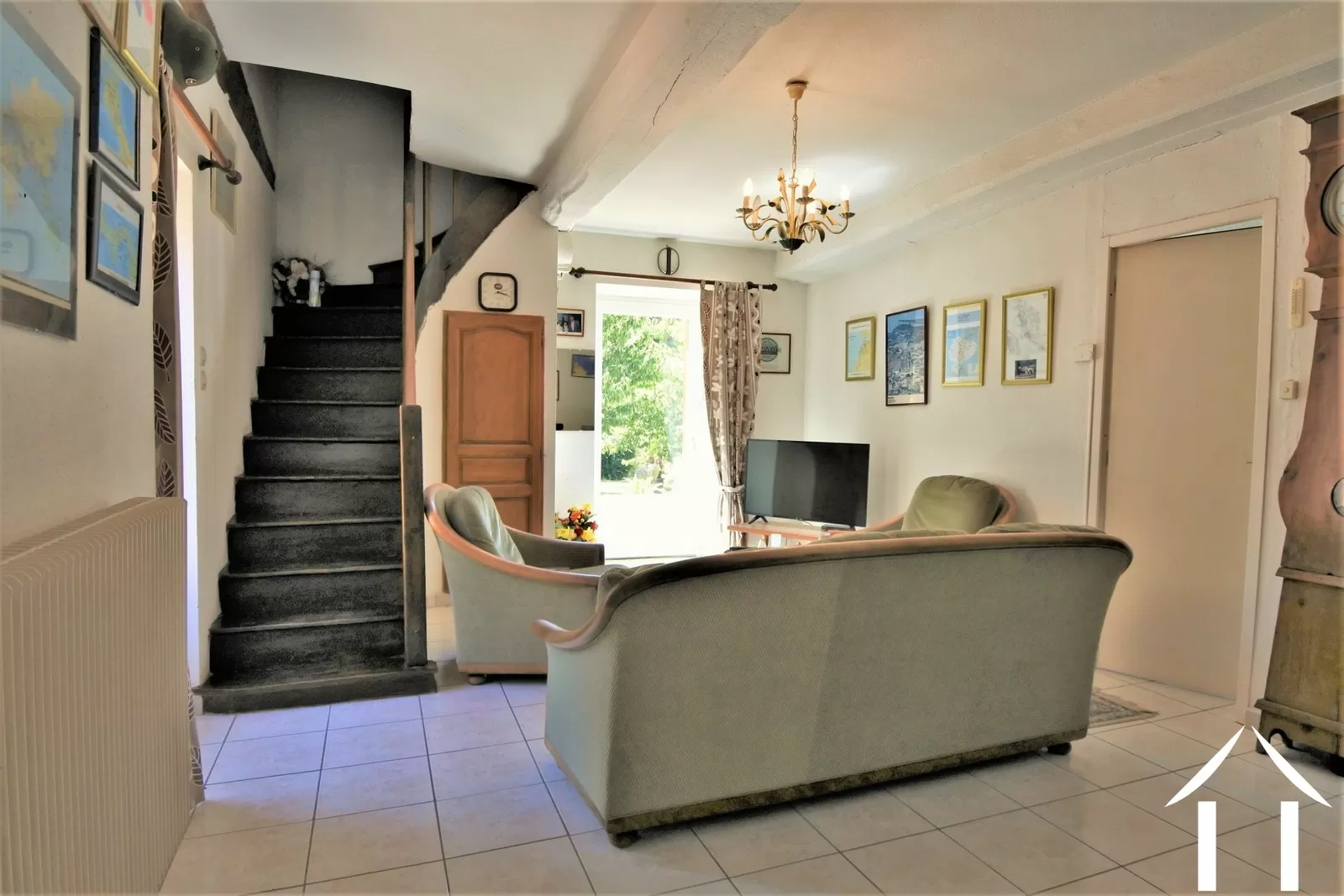 Complex avec gîtes à vendre cluny, bourgogne, JP5150S Image - 10