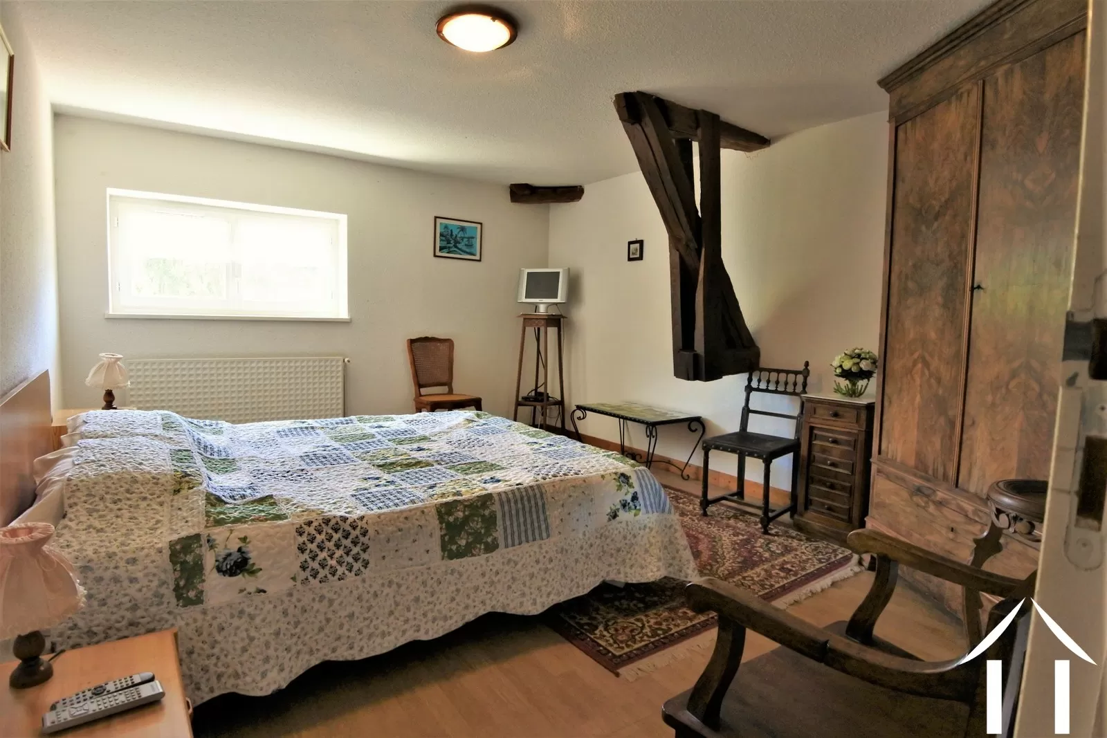 Complex avec gîtes à vendre cluny, bourgogne, JP5150S Image - 12