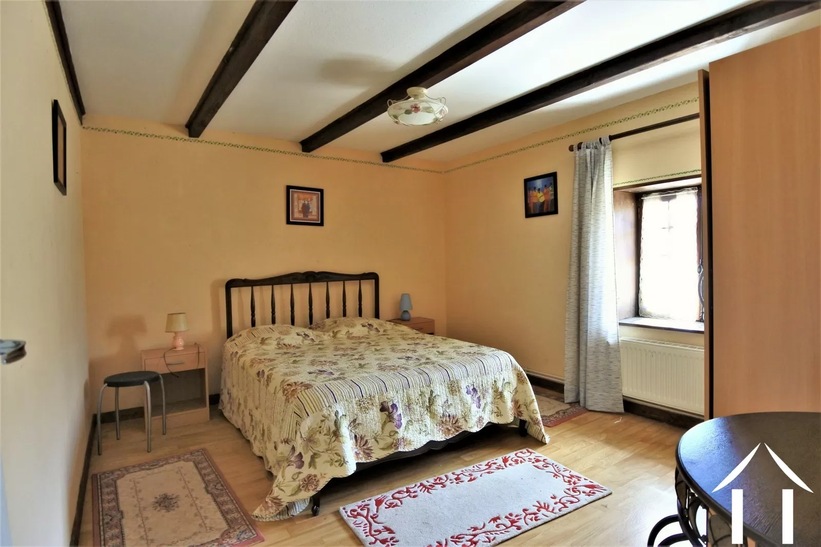 Complex avec gîtes à vendre cluny, bourgogne, JP5150S Image - 28