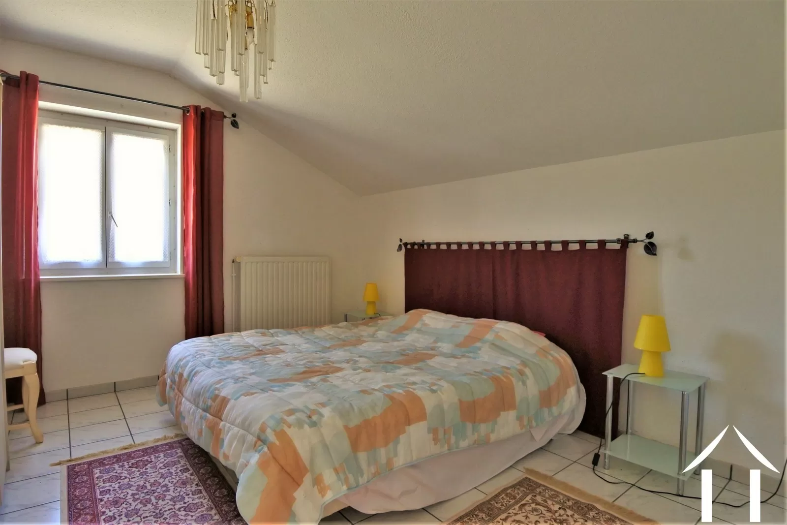 Complex avec gîtes à vendre cluny, bourgogne, JP5150S Image - 34