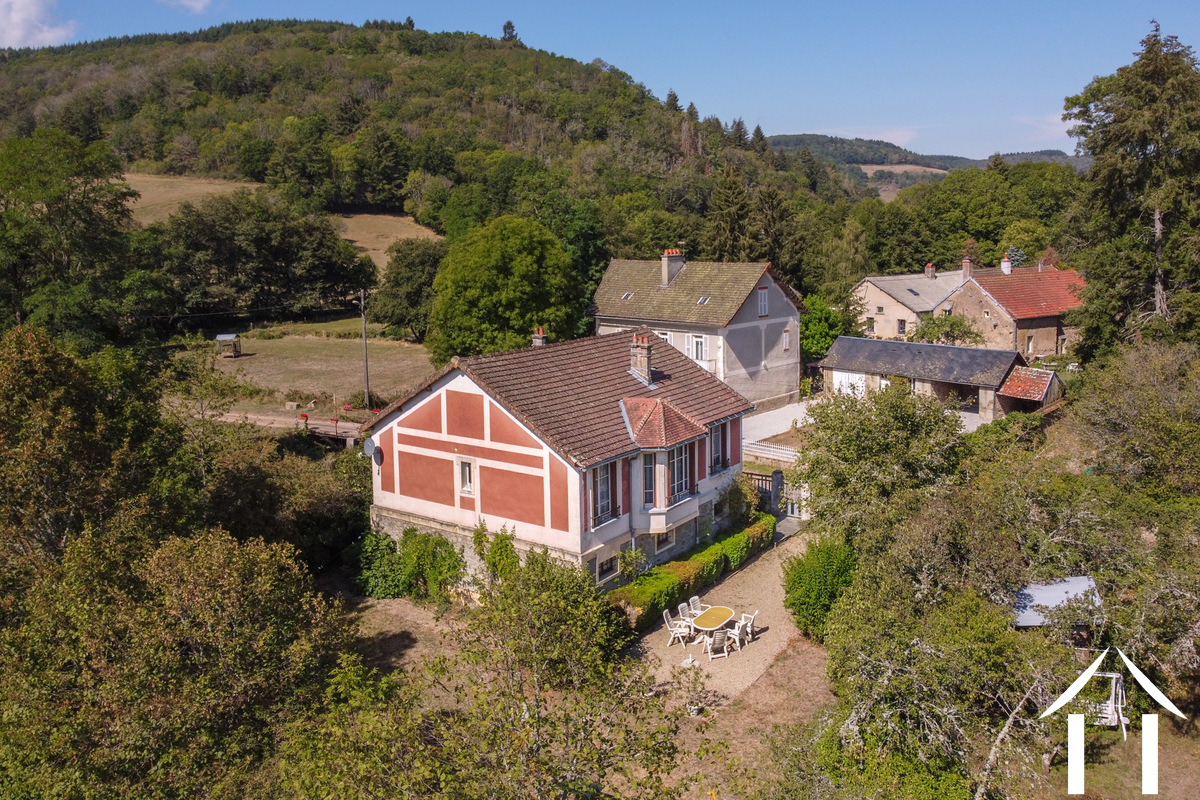 Maison à vendre lucenay l eveque, bourgogne, MW5213L Image - 2