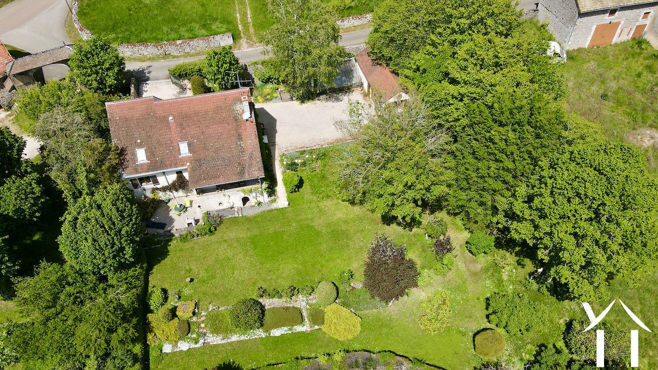 Vue aérienne de la propriété