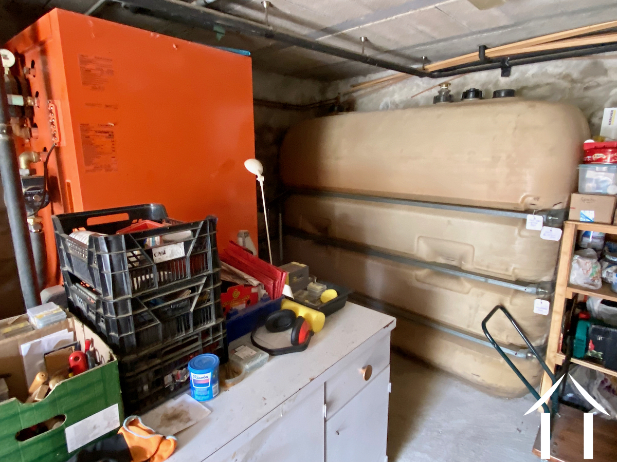 La chaudière Viessmann et la cuve à fioul