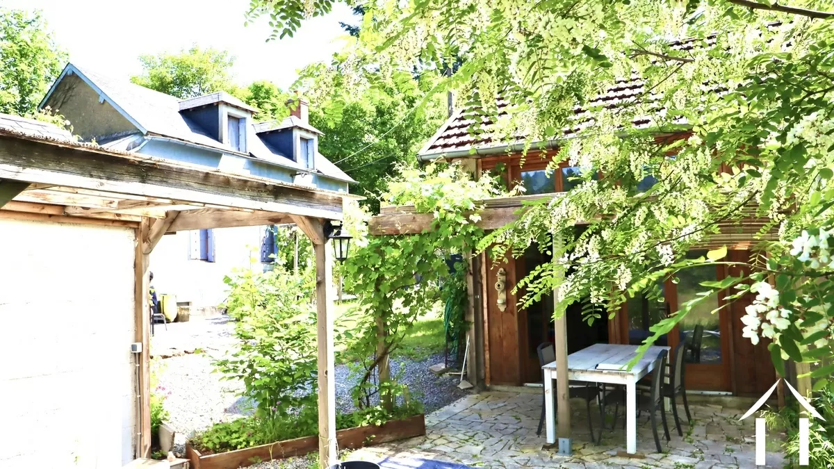 Maison en pierre à vendre st saulge, bourgogne, CvH5515M Image - 23