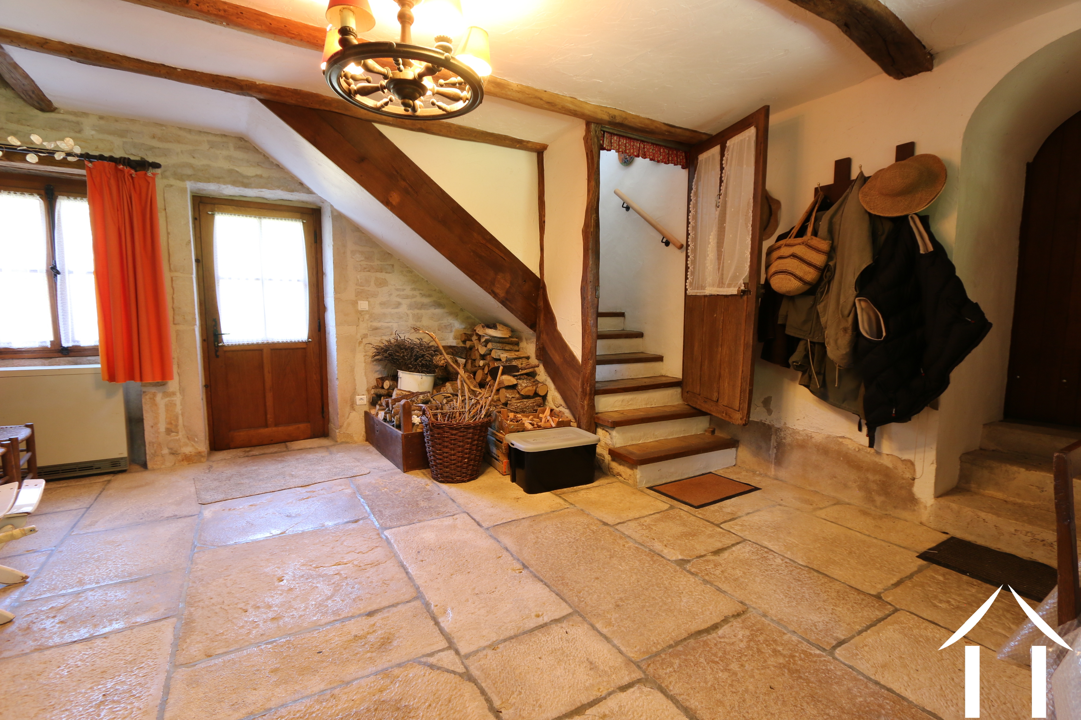 Entrée du rez-de-chaussée depuis le jardin