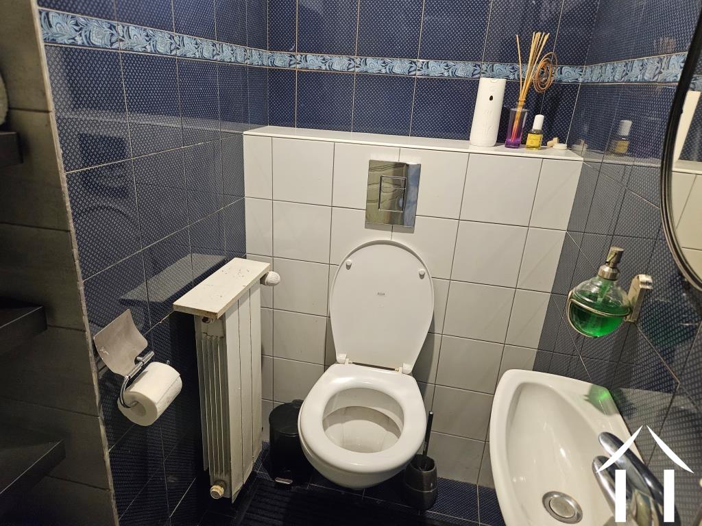 Toilettes récemment installées