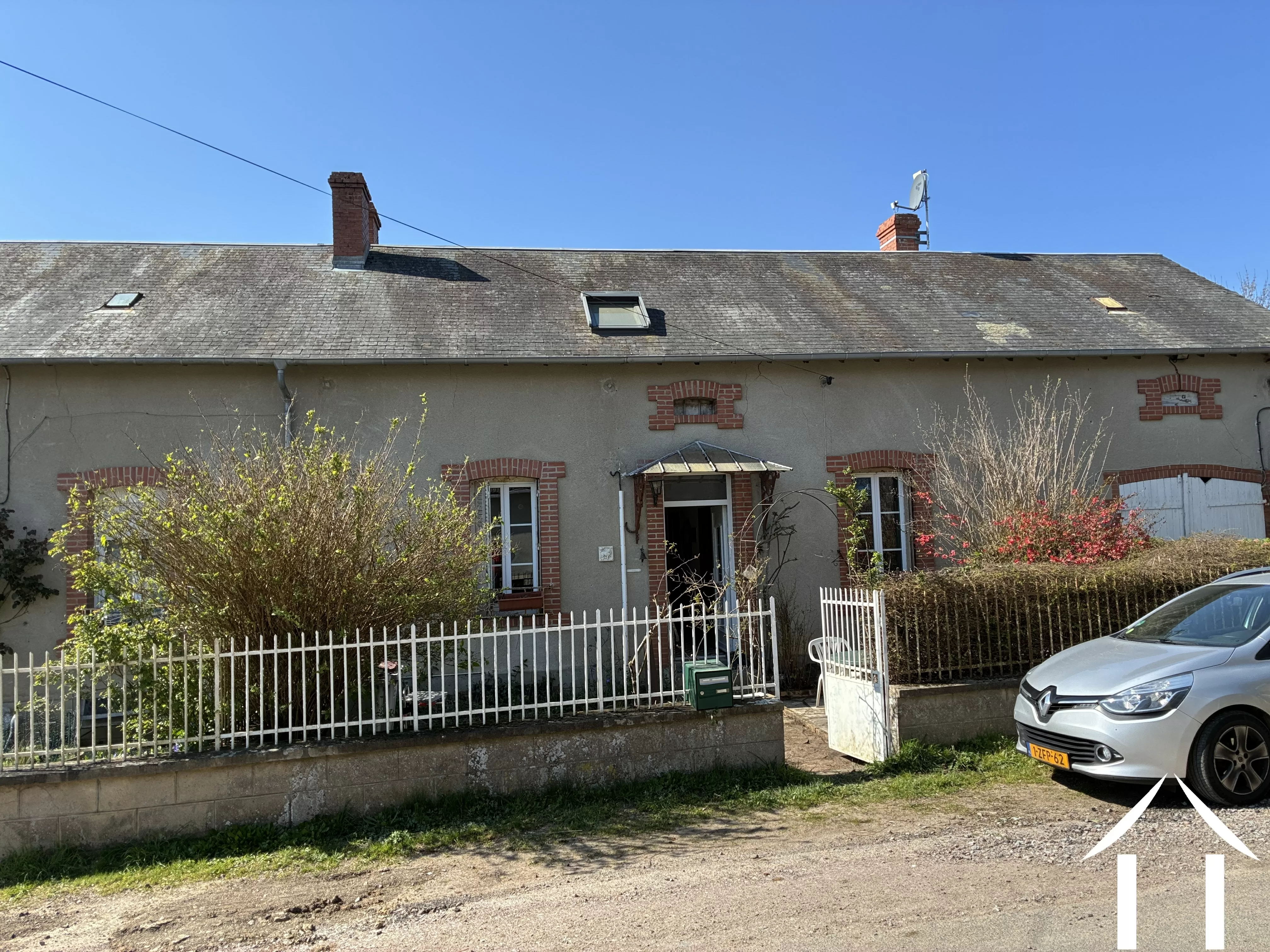 Maison à vendre mont et marre, bourgogne, cvh 5658 Image - 2
