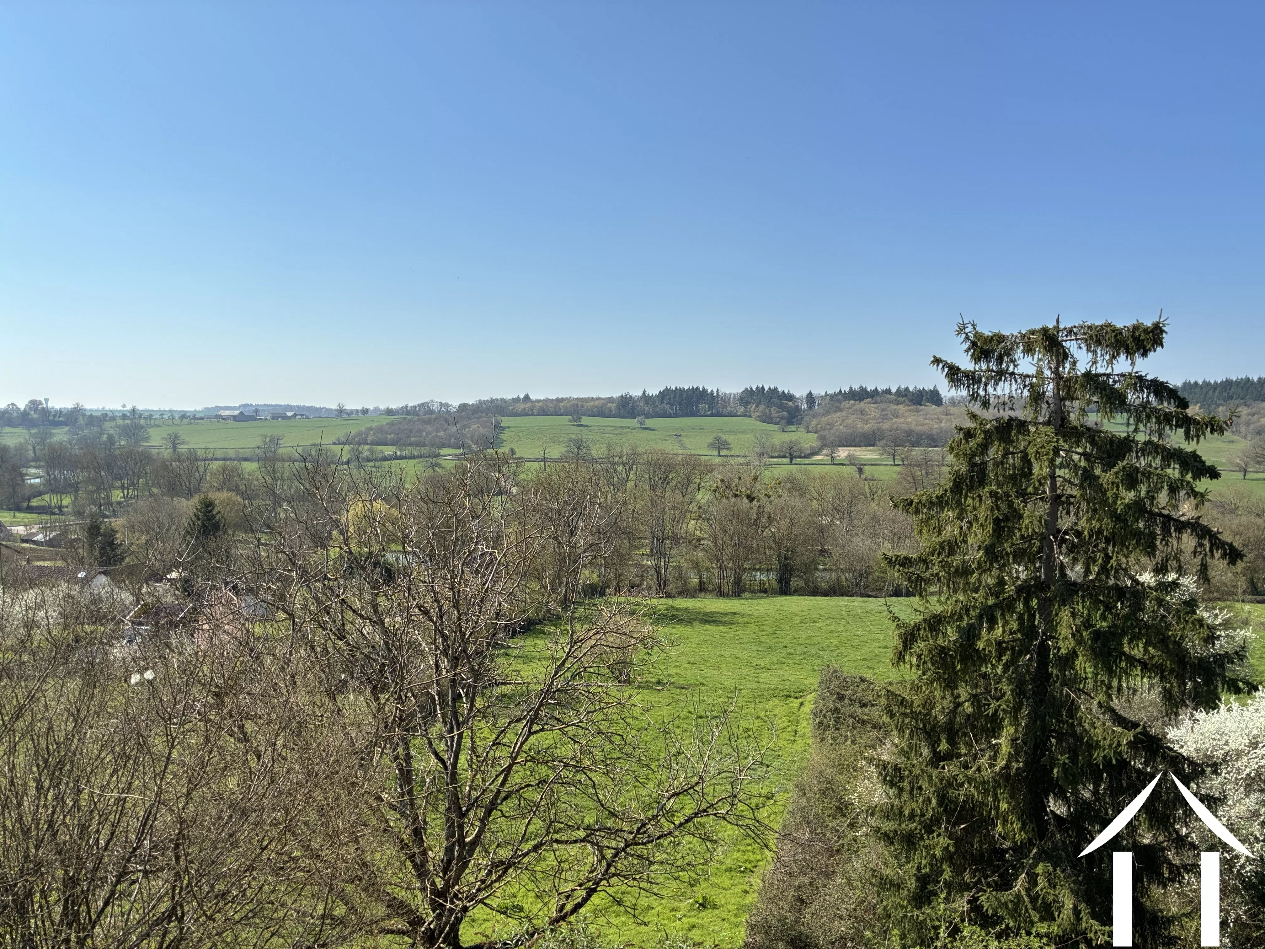 Maison à vendre mont et marre, bourgogne, cvh 5658 Image - 3