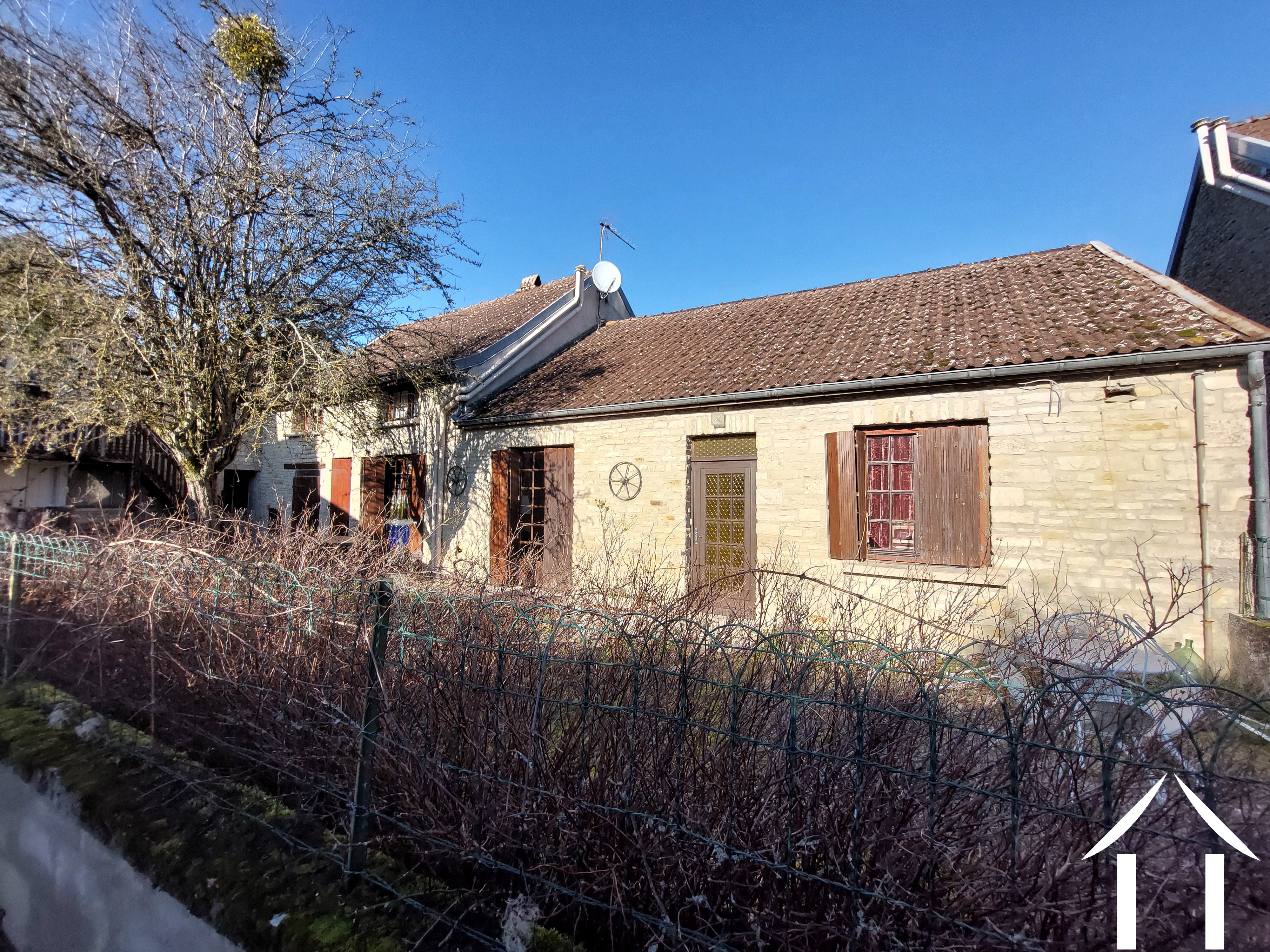 Maison à vendre griselles, bourgogne, BH5650H Image - 2