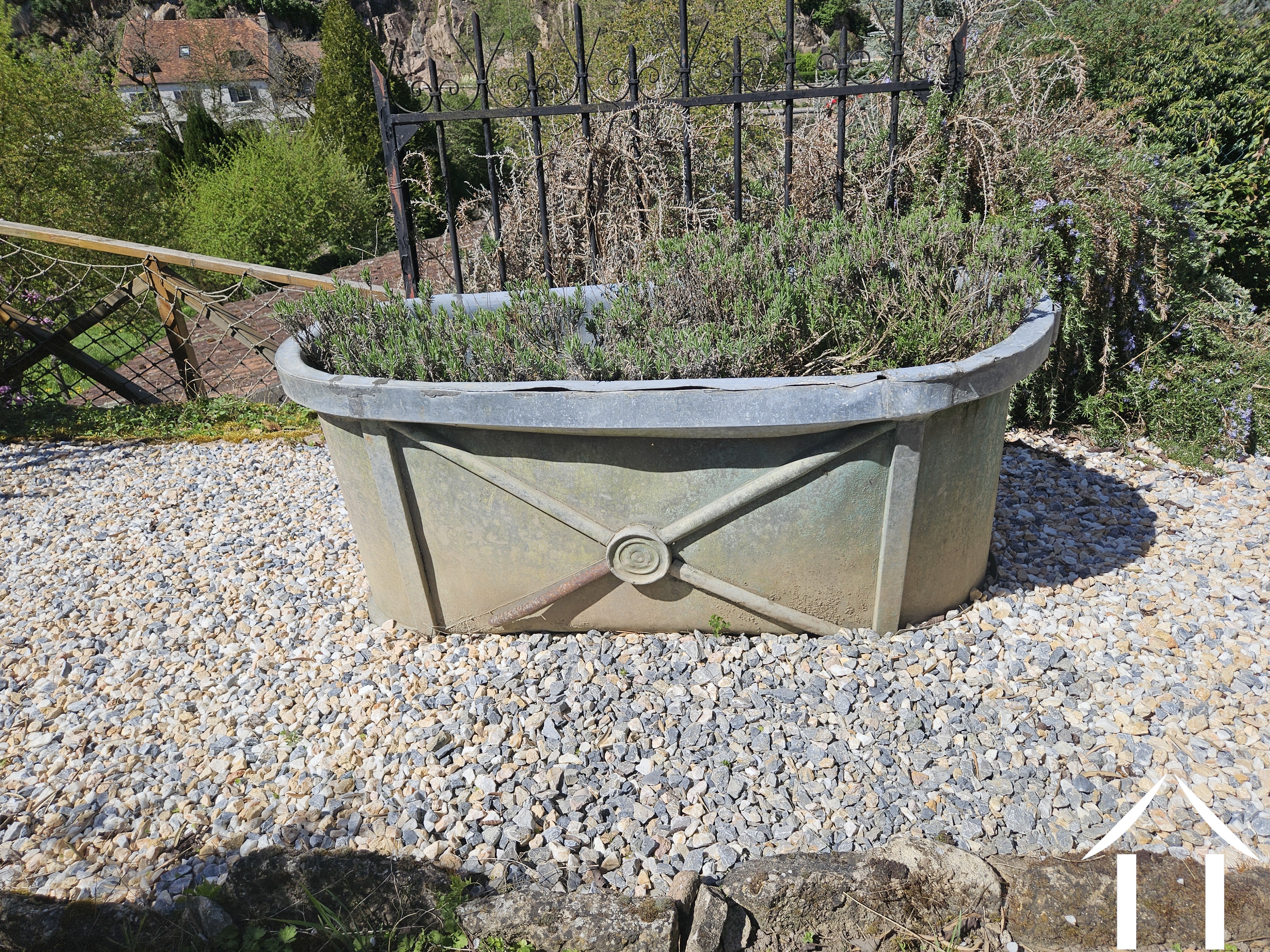 Objets de jardin charmants