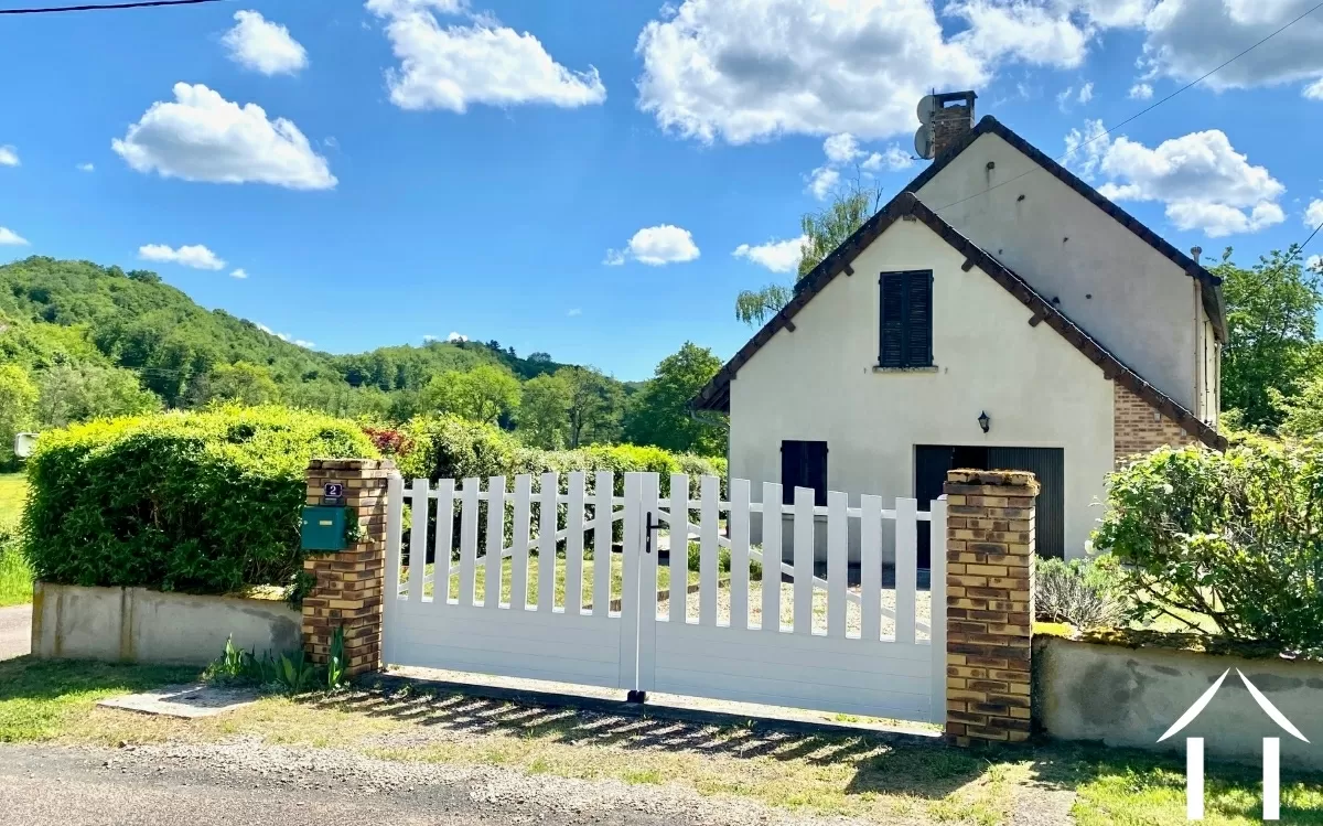 Maison de caractère, 3 chambres, à 15 km d'Autun