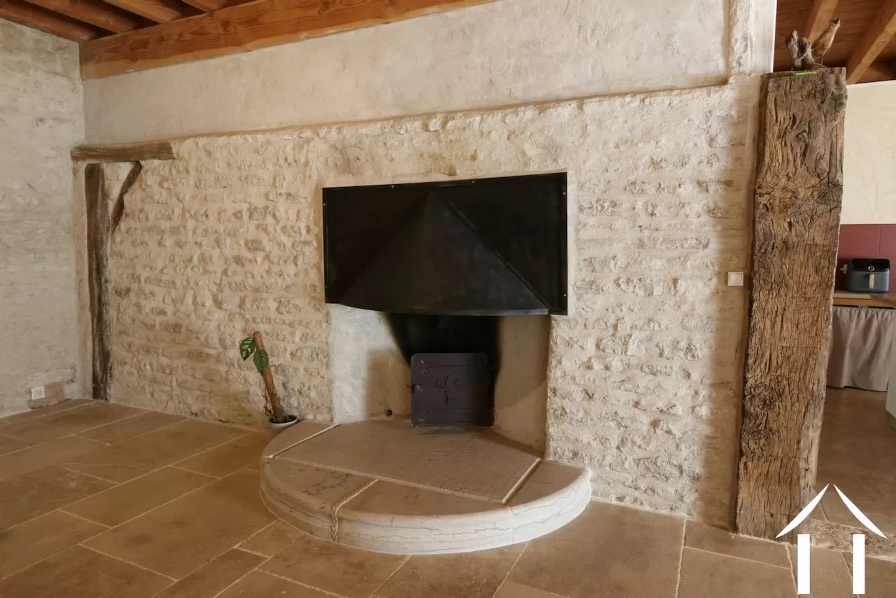 Poêle à bois à masse thermique